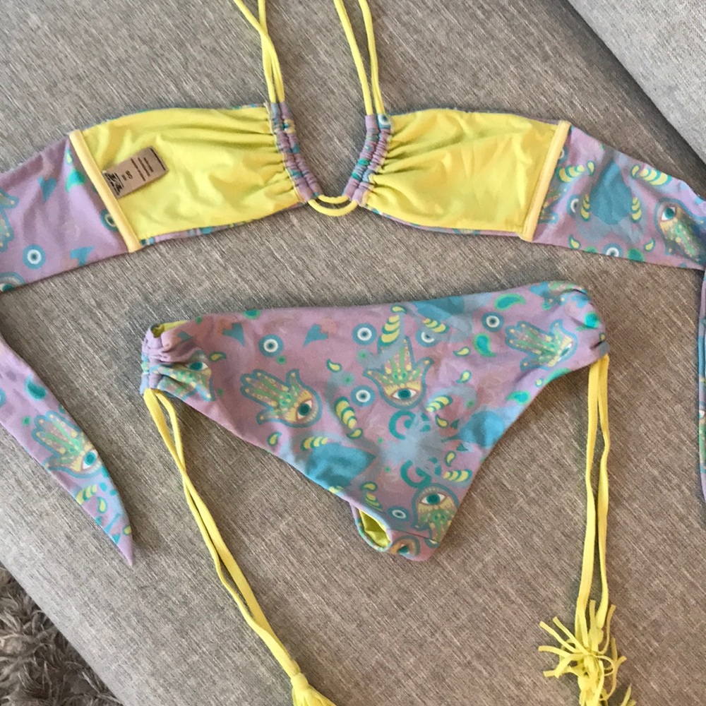 Brand new stunning bikini! - Picture 7 of 8